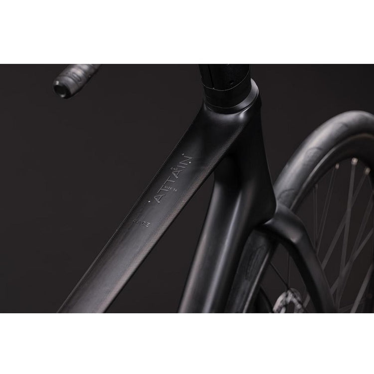 Cube Attain C:62 Race Racercykel - Carbon`N`Coalchrome