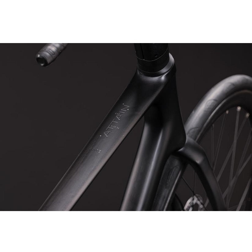 Cube Attain C:62 Race Racercykel - Carbon`N`Coalchrome