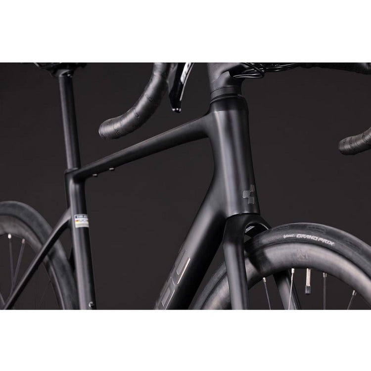 Cube Attain C:62 Race Racercykel - Carbon`N`Coalchrome
