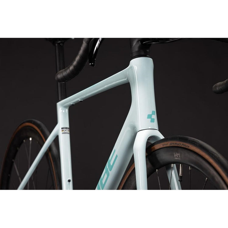 Cube Attain C62 Race Racercykel - Frostymint N Mint