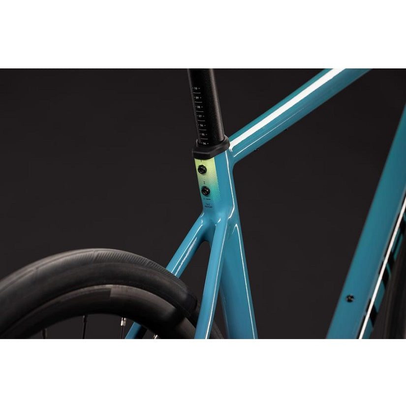 Cube Attain Pro Racercykel - Surfblue N Black