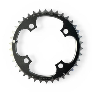 Heino 7075-T6 klinge 38T 9-10speed BCD 104mm 4huls alu Sort/Sølv